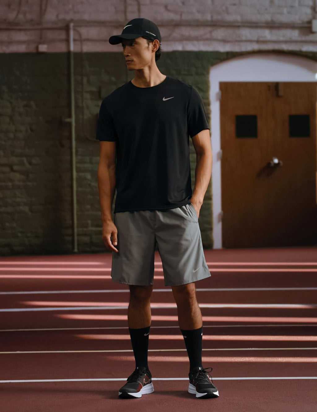 Nike Men'S Run Defy Road Running Shoes