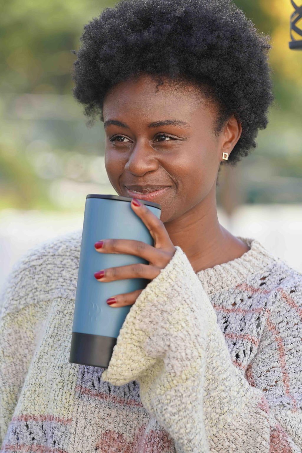 Nextmug Go - Temperature-Controlled, Self-Heating Travel Mug (Burgundy - 16 oz.)